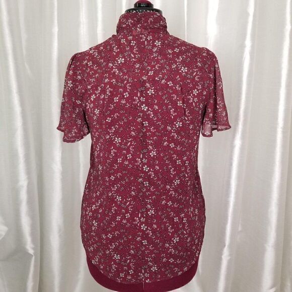 Lily White Floral Blouse (size L) - Picture 4 of 6